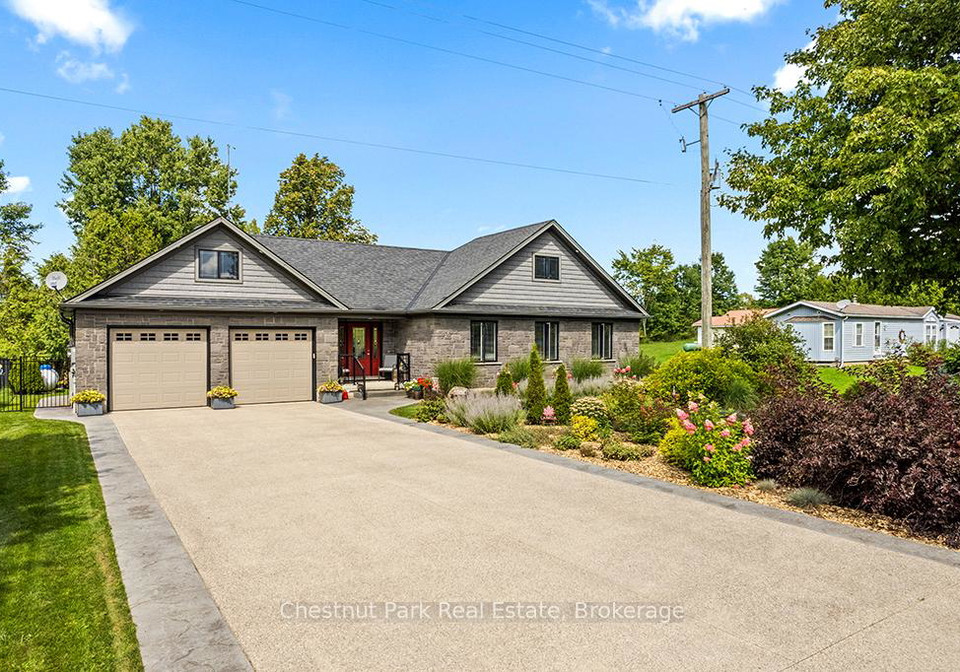 683177-road-24-chatsworth-ontario-x12391201