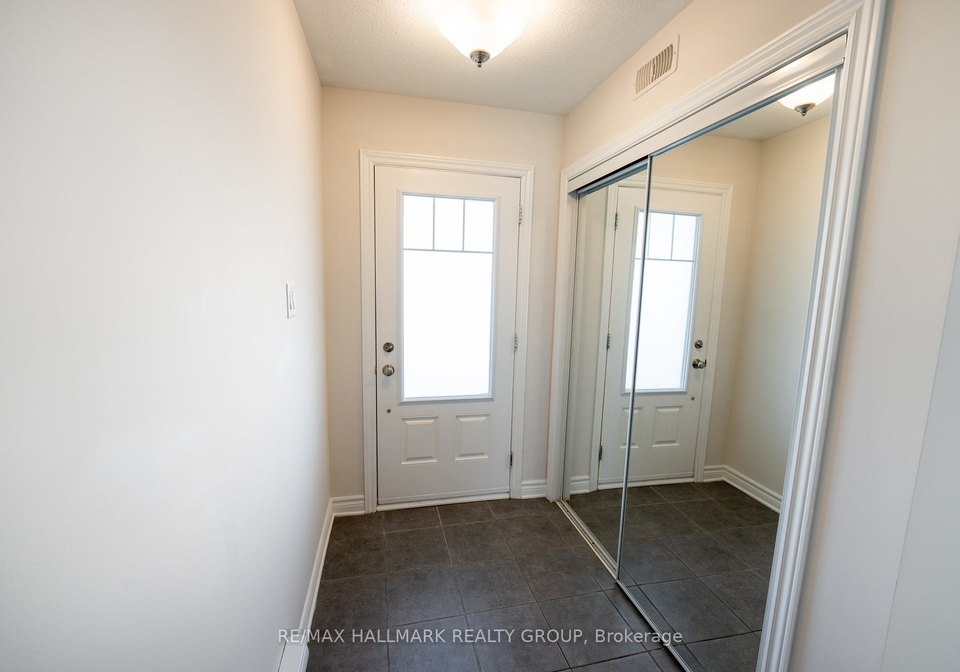 106-gelderland-private-kanata-ontario-x12391327