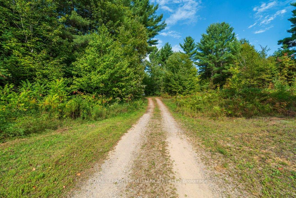 216-glastonbury-road-addington-highlands-ontario-x12391351