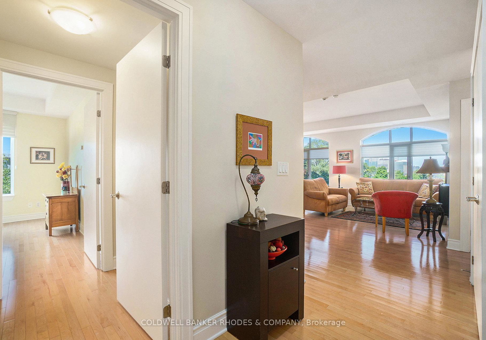 95-bronson-avenue-ottawa-ontario-x12391378