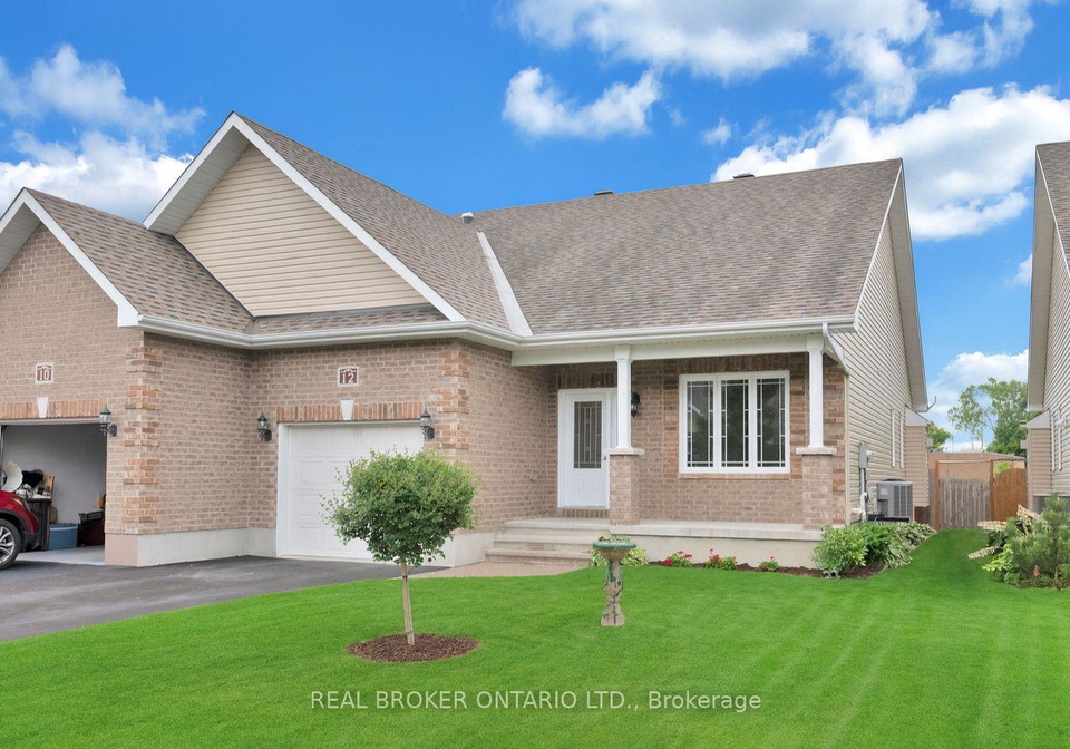 12-abbey-crescent-russell-ontario-x12391388