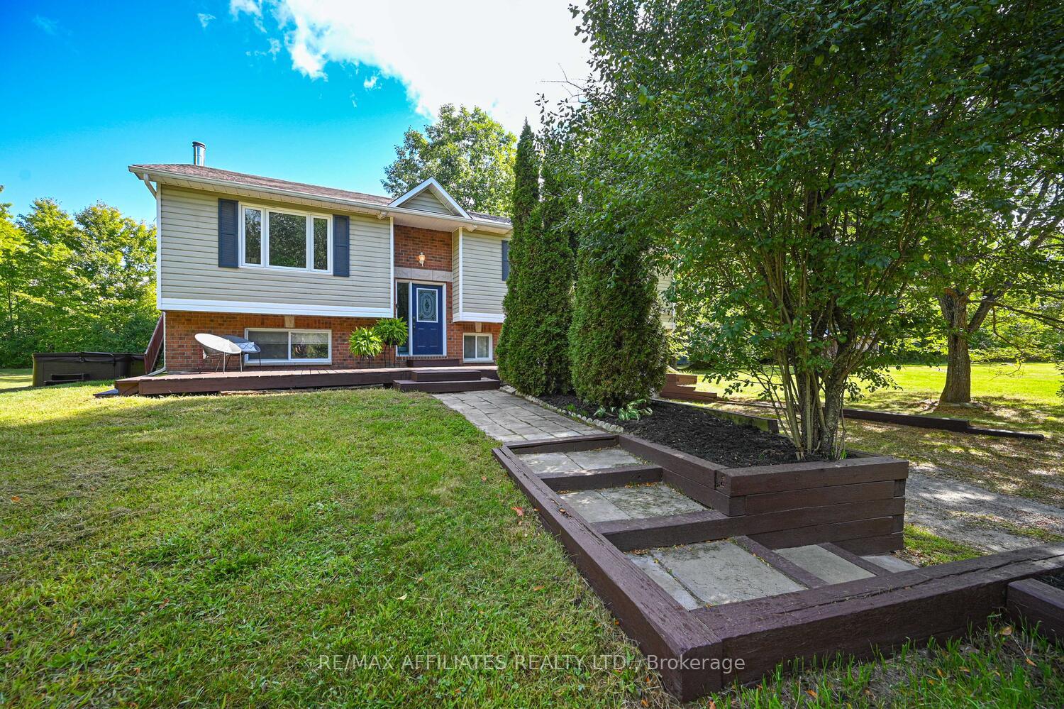 496-ford-road-montague-ontario-x12391523