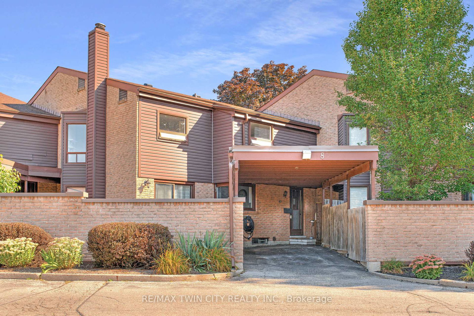 2underhill-crescent-kitchener-ontario-x12391567