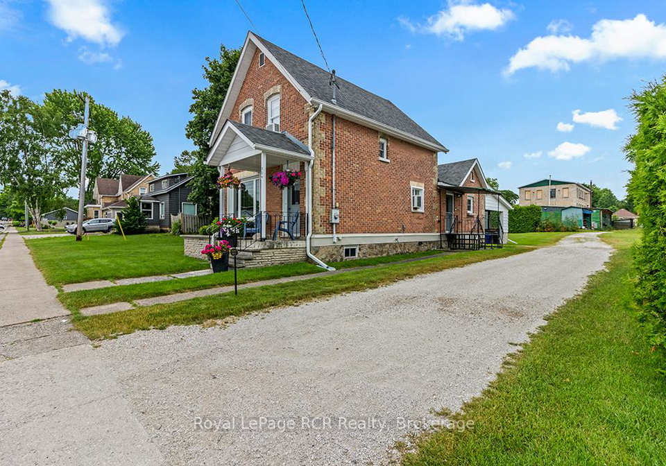 524-scott-street-south-bruce-peninsula-ontario-x12391790