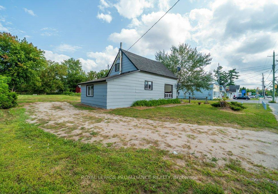 12275-highway-41-addington-highlands-ontario-x12391836