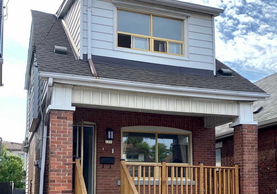 135-connaught-avenue-n-hamilton-ontario-x12391860