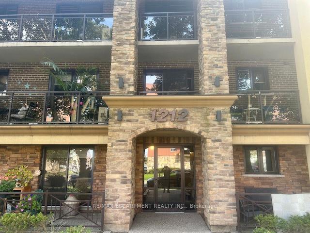 1212-fennell-avenue-e-hamilton-ontario-x12391900