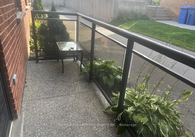 1212-fennell-avenue-e-hamilton-ontario-x12391900