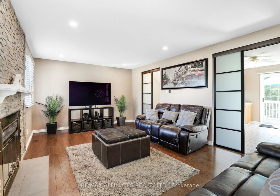 22-castlegreen-private-ottawa-ontario-x12391952
