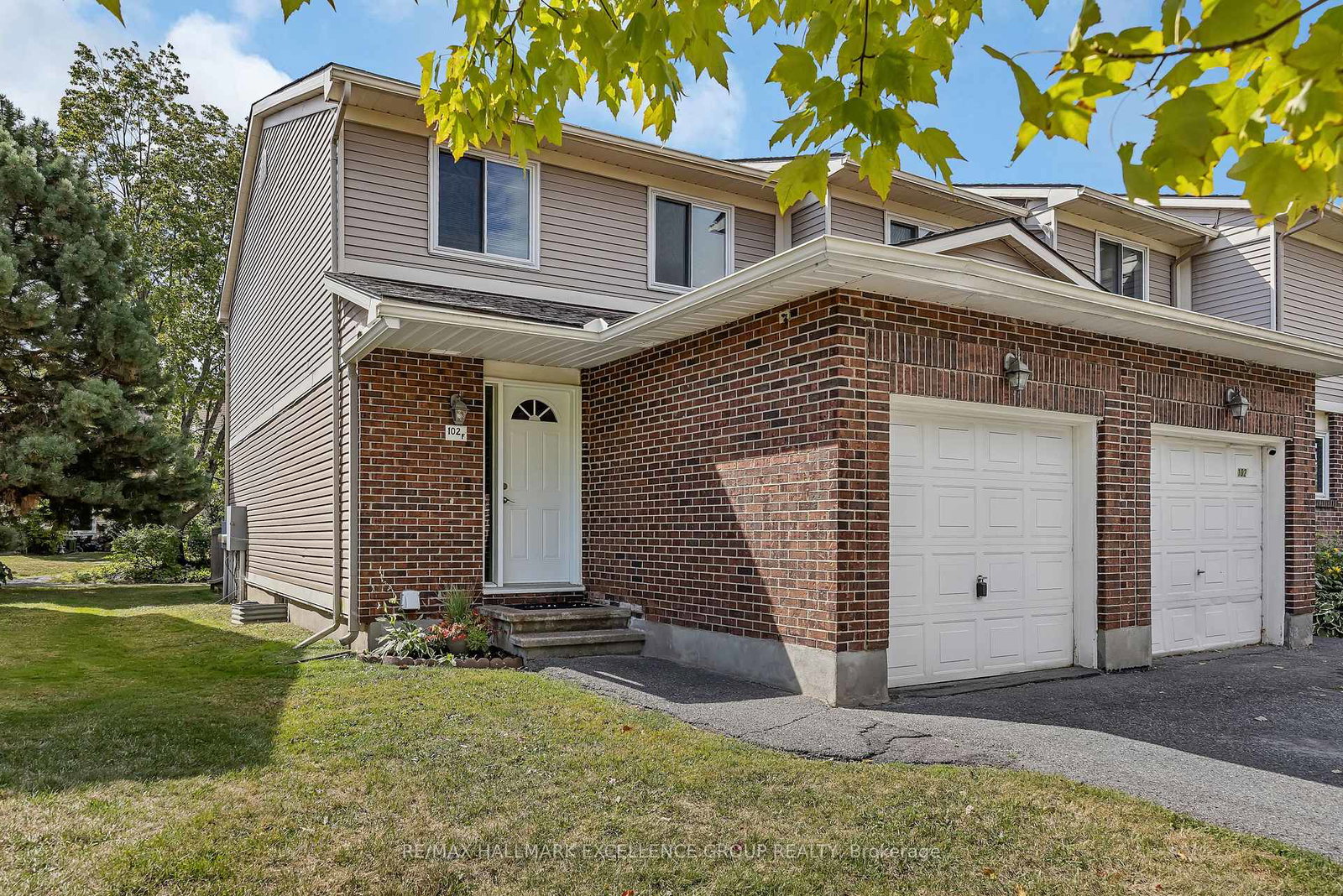 102f-valley-stream-drive-ottawa-ontario-x12392048