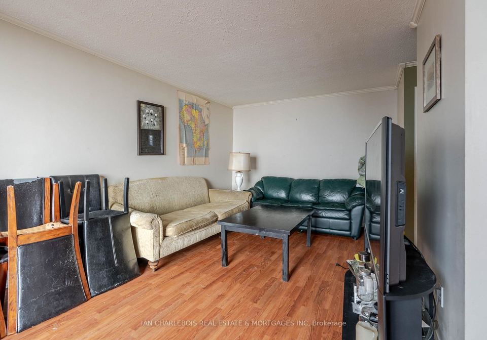 837-eastvale-drive-ottawa-ontario-x12392174