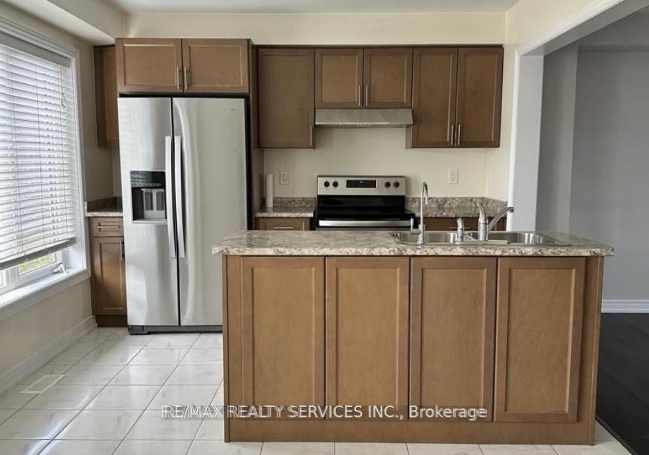470-linden-drive-cambridge-ontario-x12392332