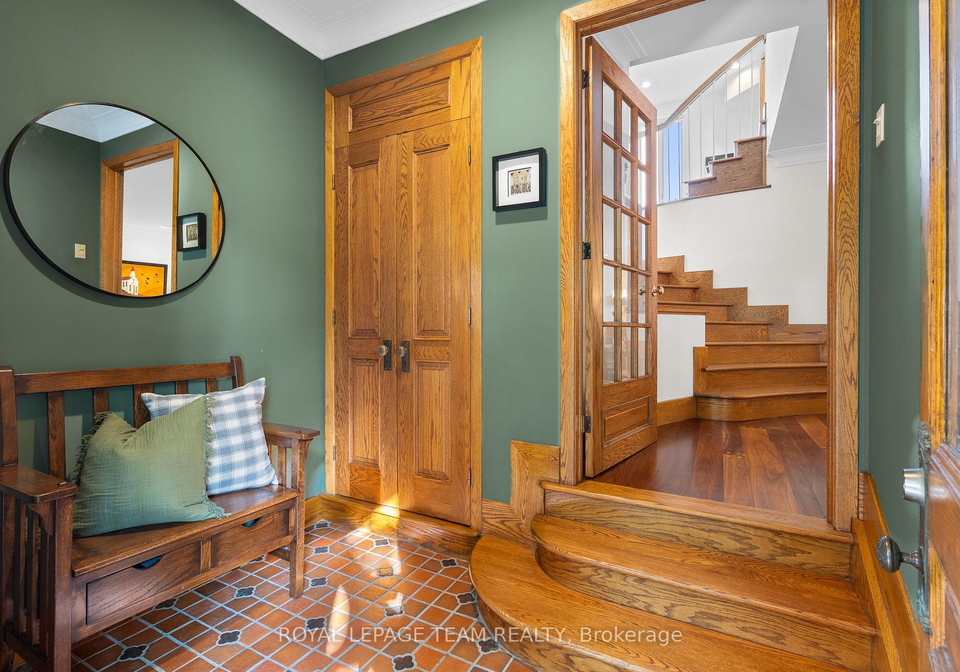 595-besserer-street-ottawa-ontario-x12392339