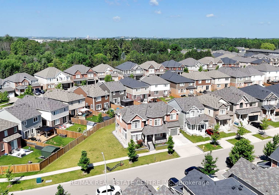24-pickett-place-cambridge-ontario-x12392371