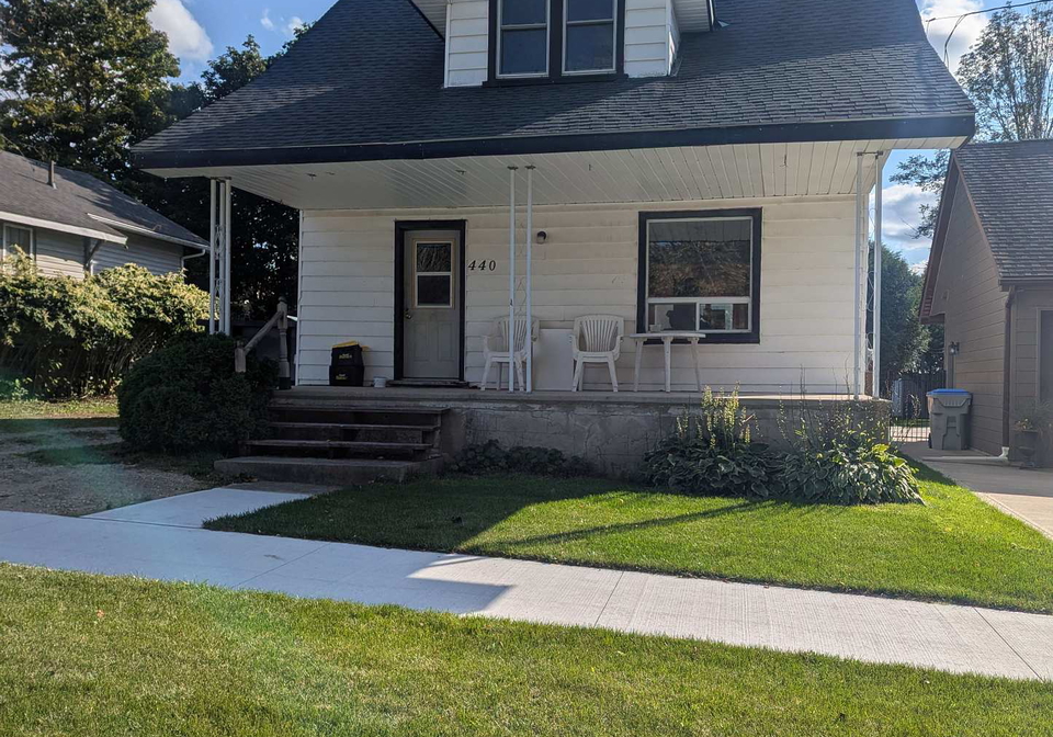 440-binning-street-w-north-perth-ontario-x12392931