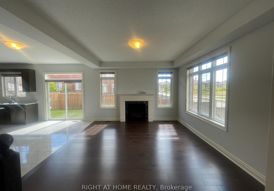 2-humphrey-street-e-hamilton-ontario-x12392968