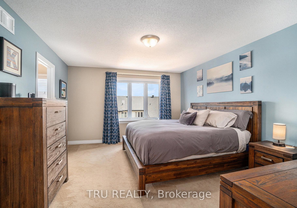 1113-tischart-crescent-kanata-ontario-x12393028