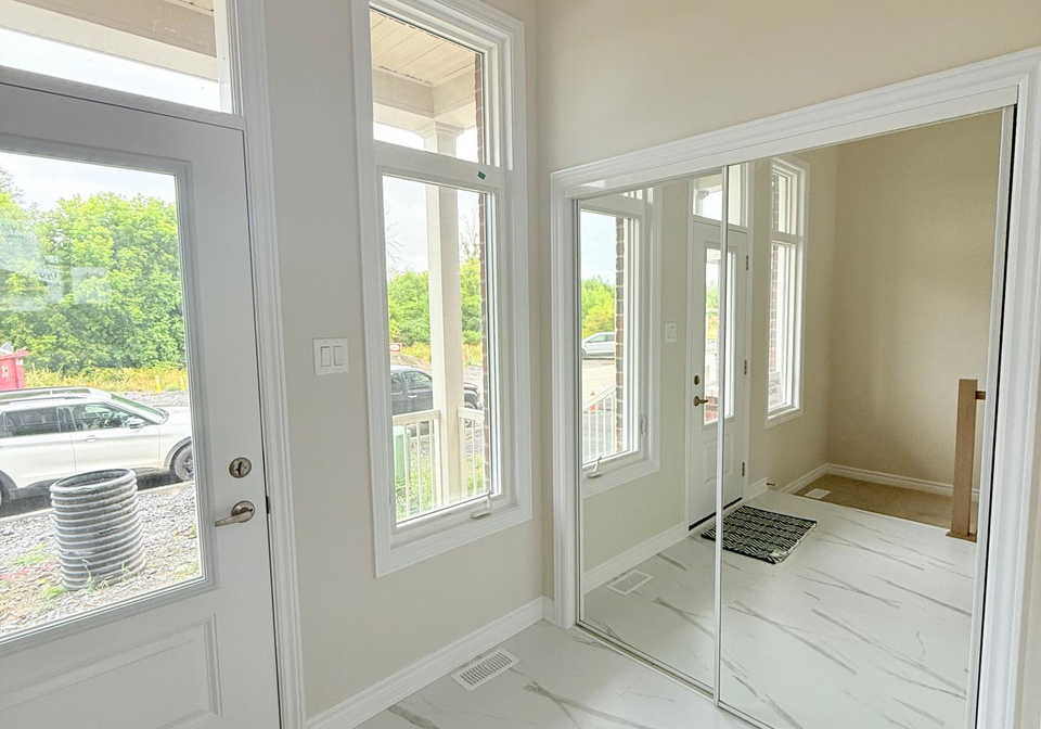 351-les-emmerson-drive-ottawa-ontario-x12393051