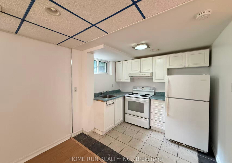 2382-tobin-avenue-ottawa-ontario-x12393141