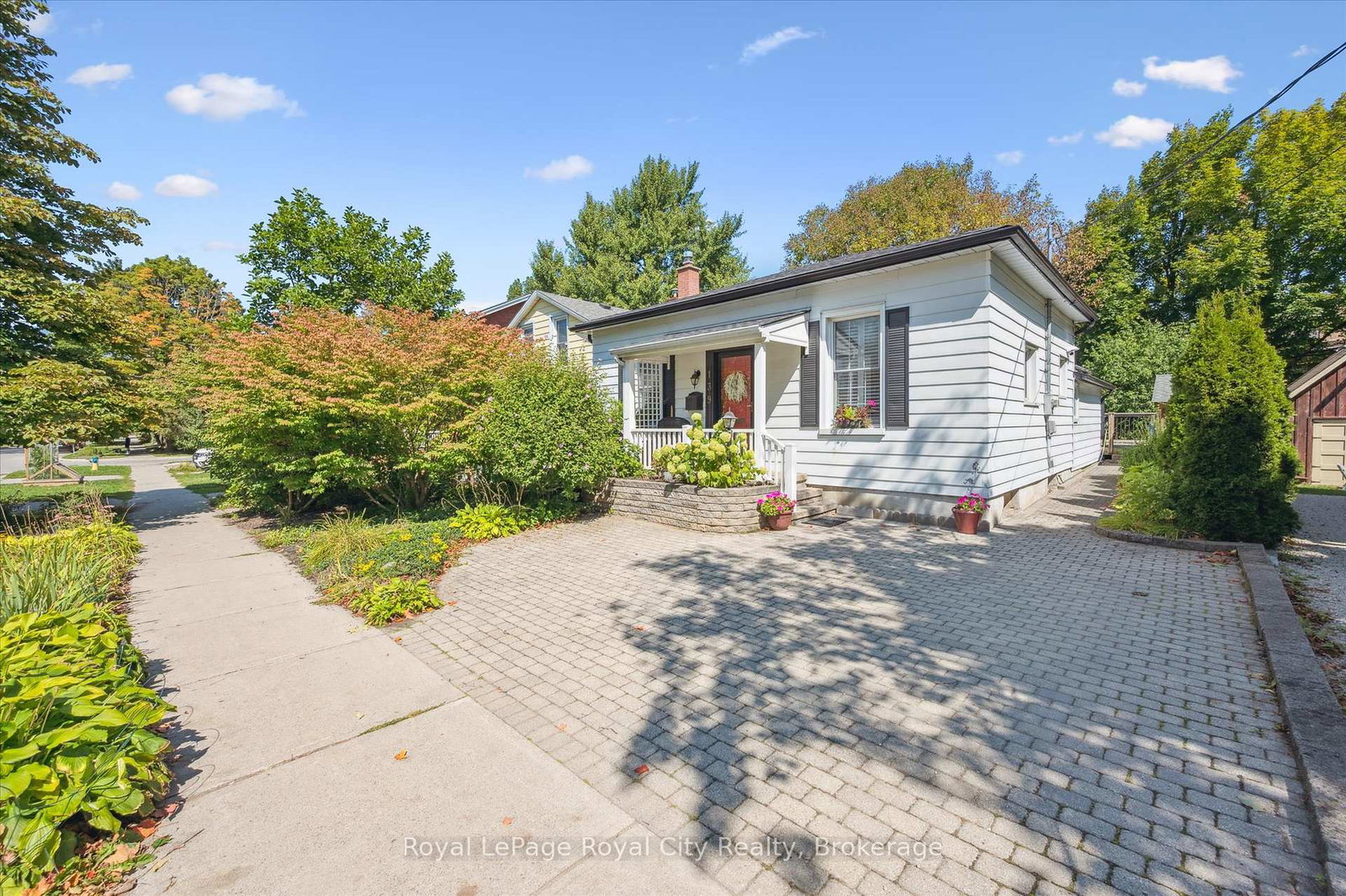 139-dublin-street-n-guelph-ontario-x12393271