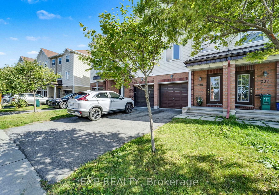 235-kennevale-drive-ottawa-ontario-x12393344