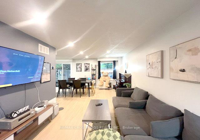 647-albert-street-waterloo-ontario-x12393381