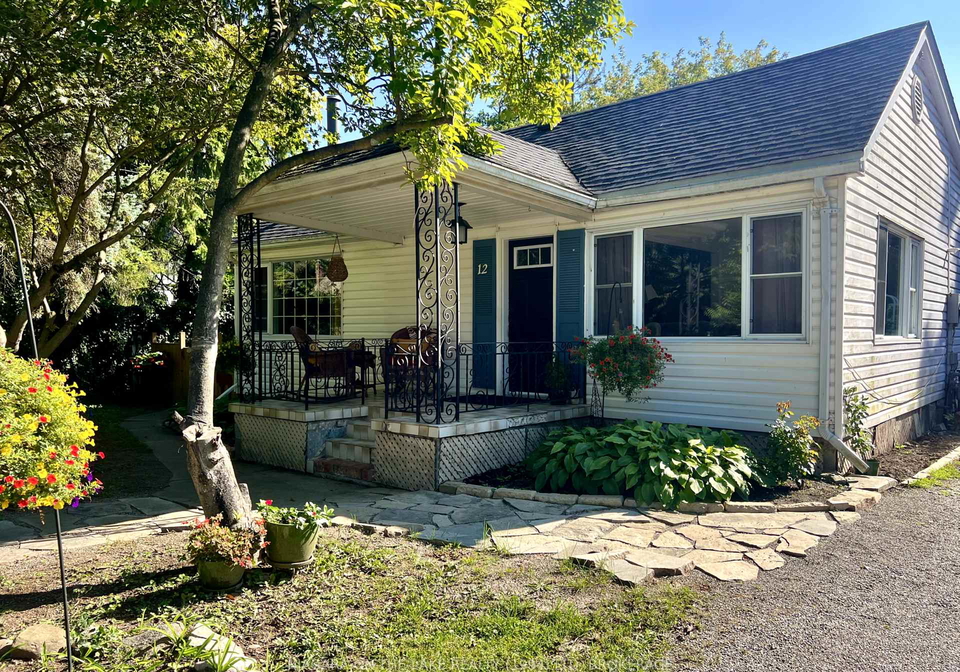 12-vincent-avenue-niagara-on-the-lake-ontario-x12393615