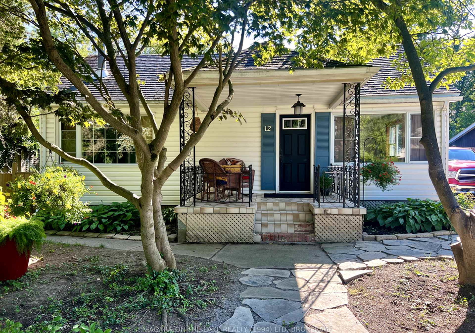 12-vincent-avenue-niagara-on-the-lake-ontario-x12393615