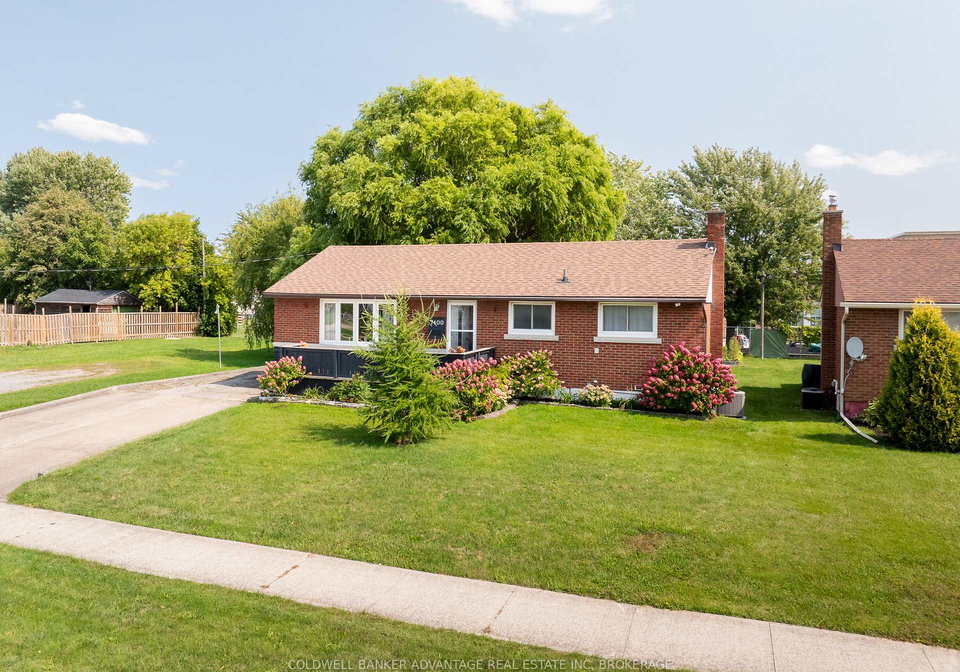 7400-merritt-avenue-niagara-falls-ontario-x12393676