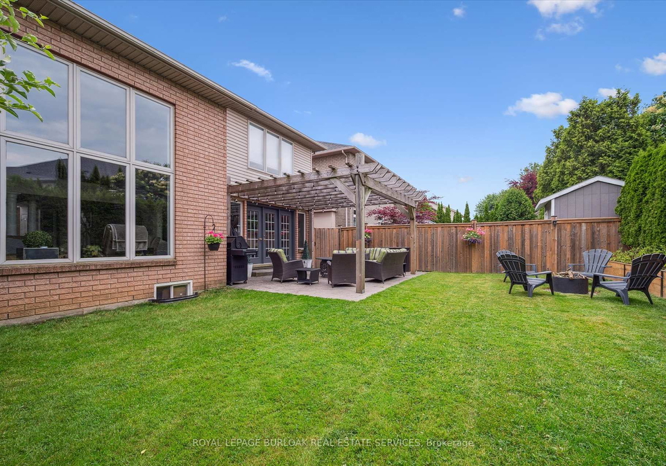 38-surrey-drive-hamilton-ontario-x12393778