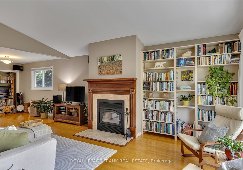 1289-algonquin-boulevard-peterborough-ontario-x12394016