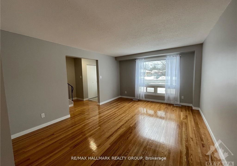 897-maitland-avenue-ottawa-ontario-x12394052