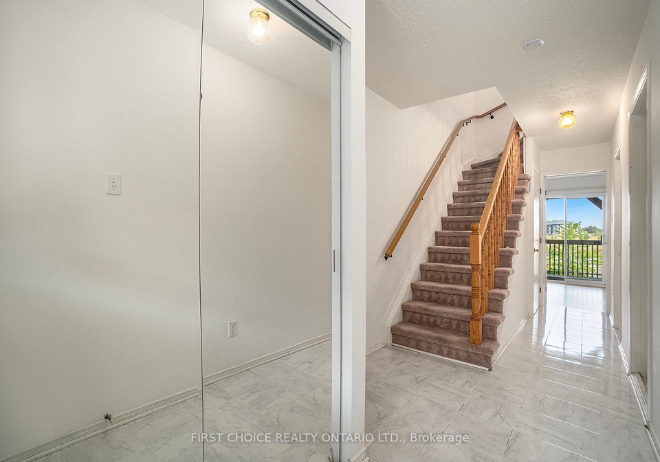 15-drayton-private-ottawa-ontario-x12394107