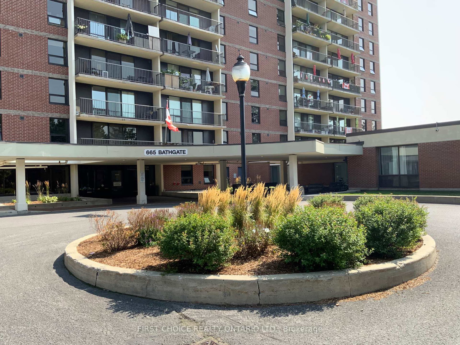 665-bathgate-drive-ottawa-ontario-x12394143