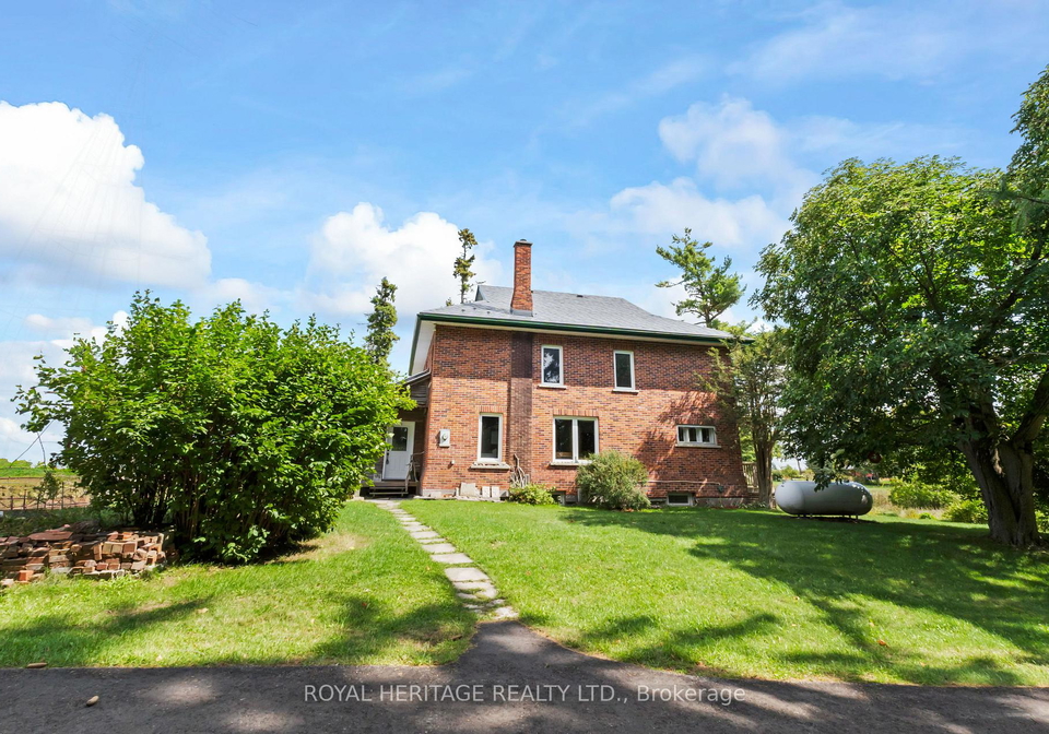 901-cresswell-road-kawartha-lakes-ontario-x12394430