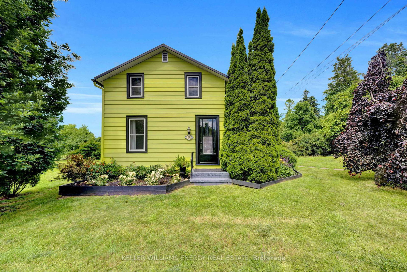 16-squires-street-prince-edward-county-ontario-x12394434