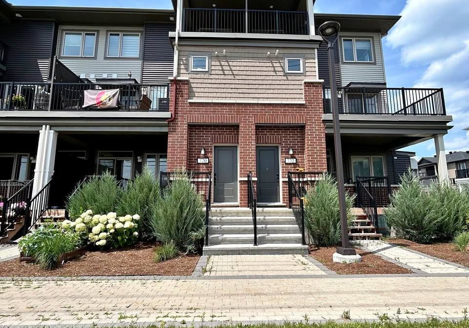 720-lapland-private-kanata-ontario-x12394460