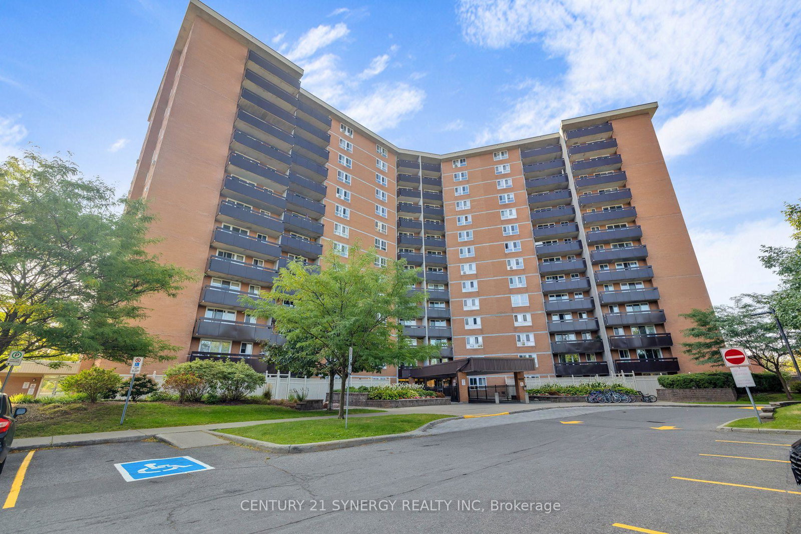 2000-jasmine-crescent-ottawa-ontario-x12395352