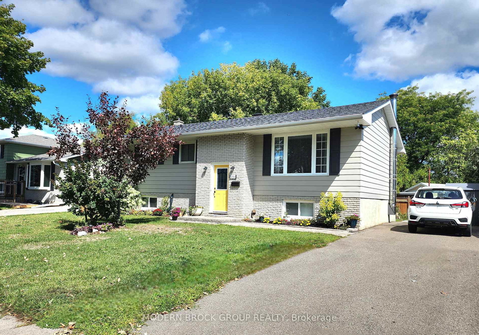 1251-peden-boulevard-brockville-ontario-x12395403