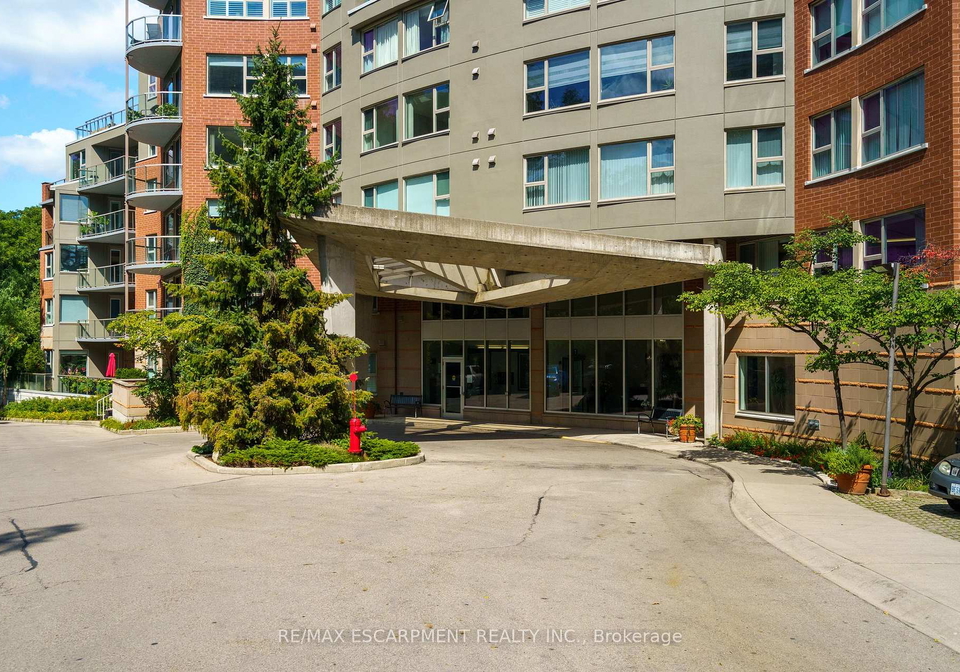 77-governors-road-hamilton-ontario-x12395507