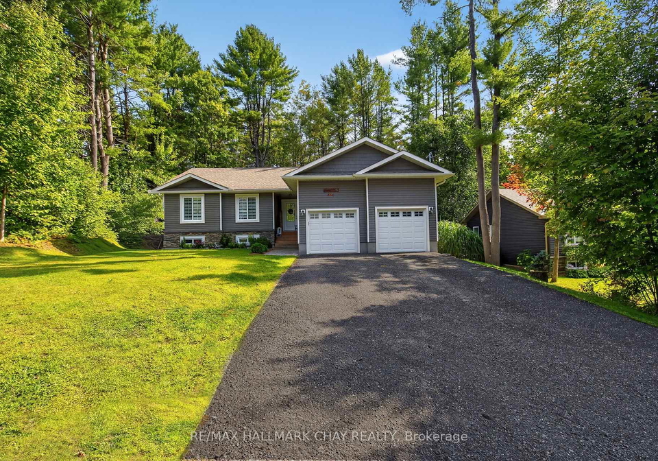 202-vel-dor-crescent-bracebridge-ontario-x12395621
