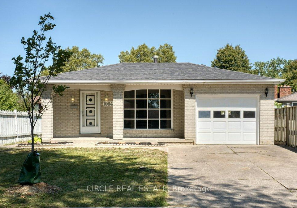 10649-halstead-crescent-windsor-ontario-x12395655