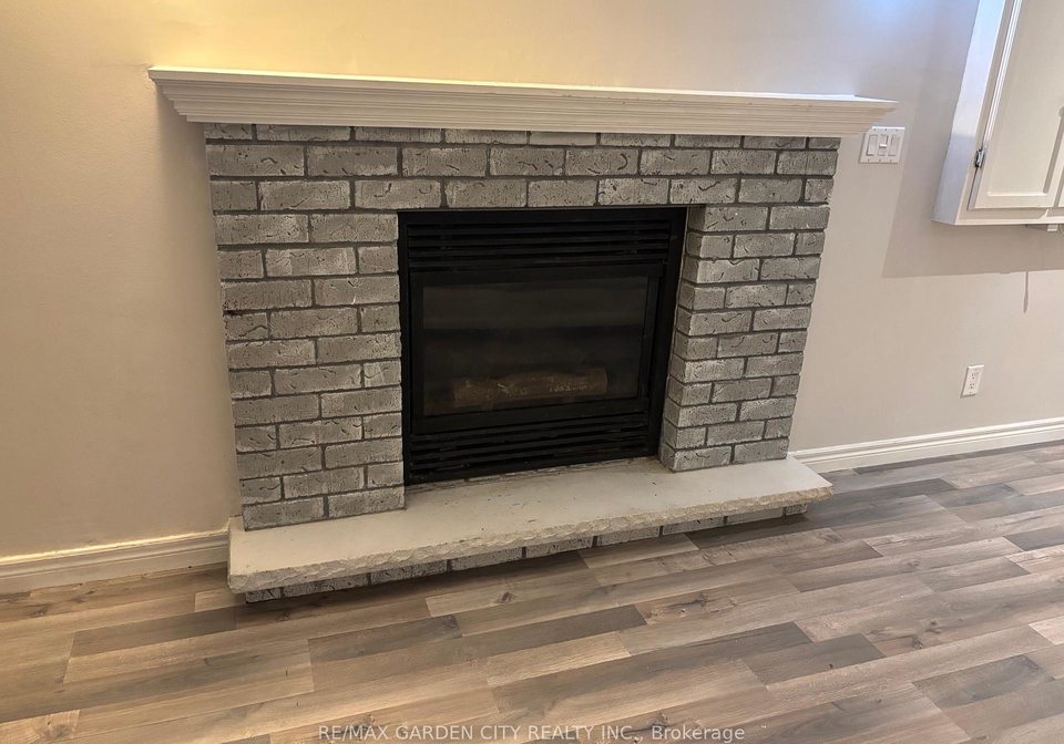 32-birchpark-drive-grimsby-ontario-x12395685