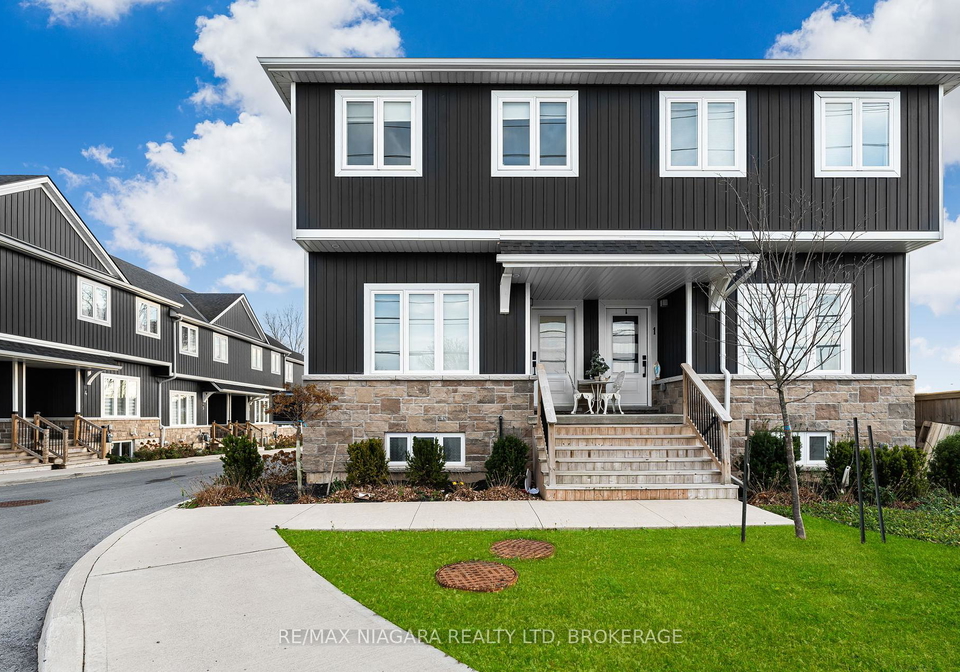 8196-mcleod-road-niagara-falls-ontario-x12395696