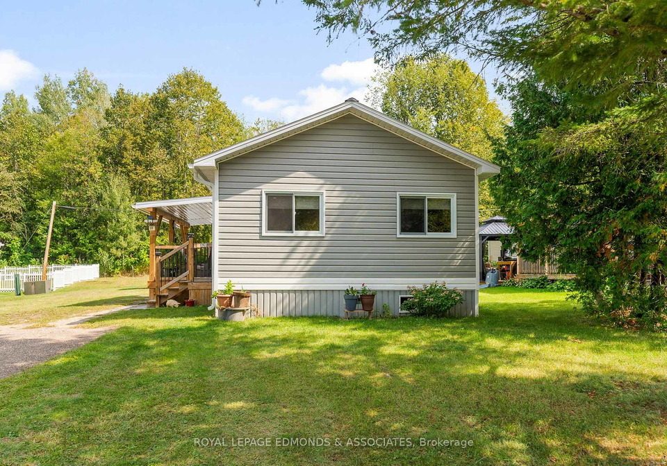 33-robert-colin-lane-whitewater-region-ontario-x12395943