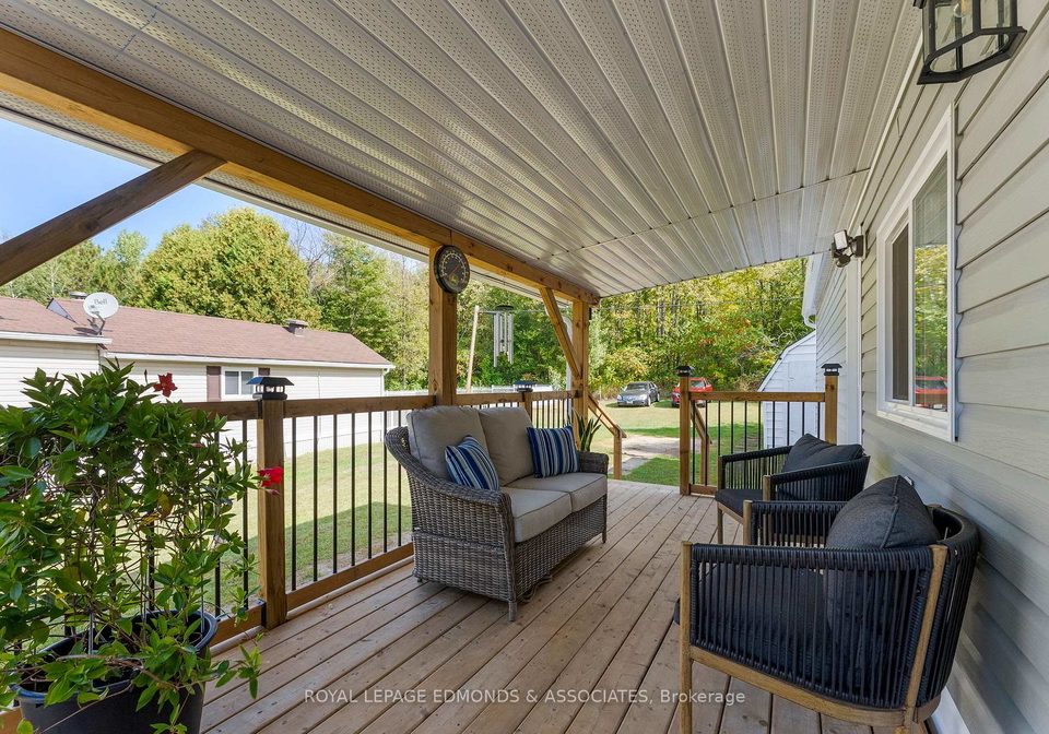 33-robert-colin-lane-whitewater-region-ontario-x12395943