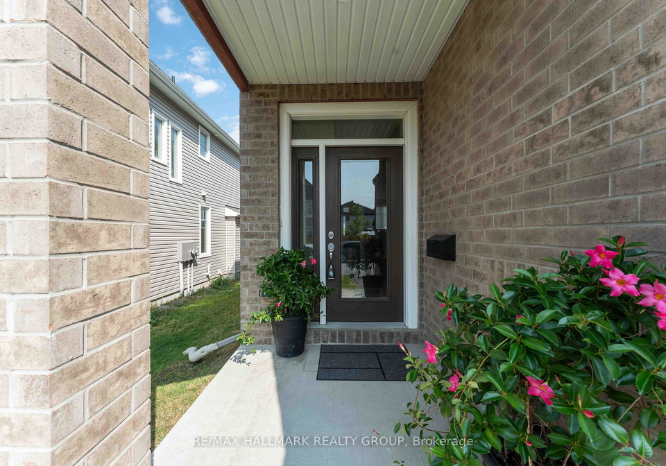 59-finsbury-avenue-ottawa-ontario-x12396189