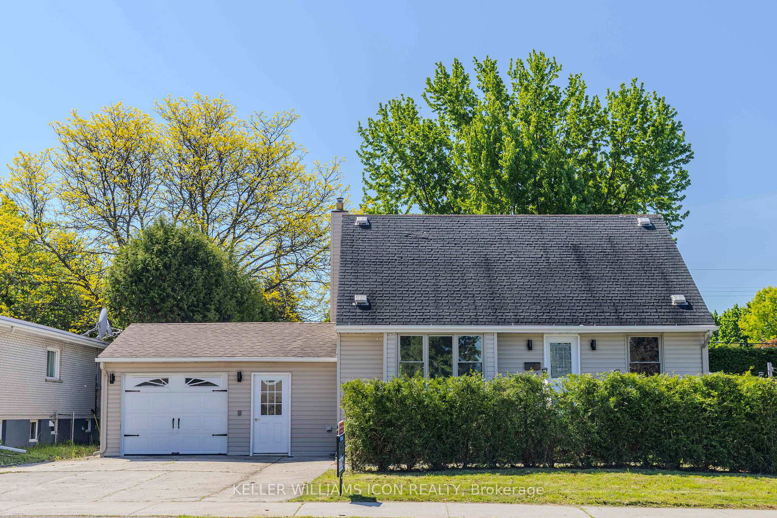 92-meadowlands-drive-w-ottawa-ontario-x12396202