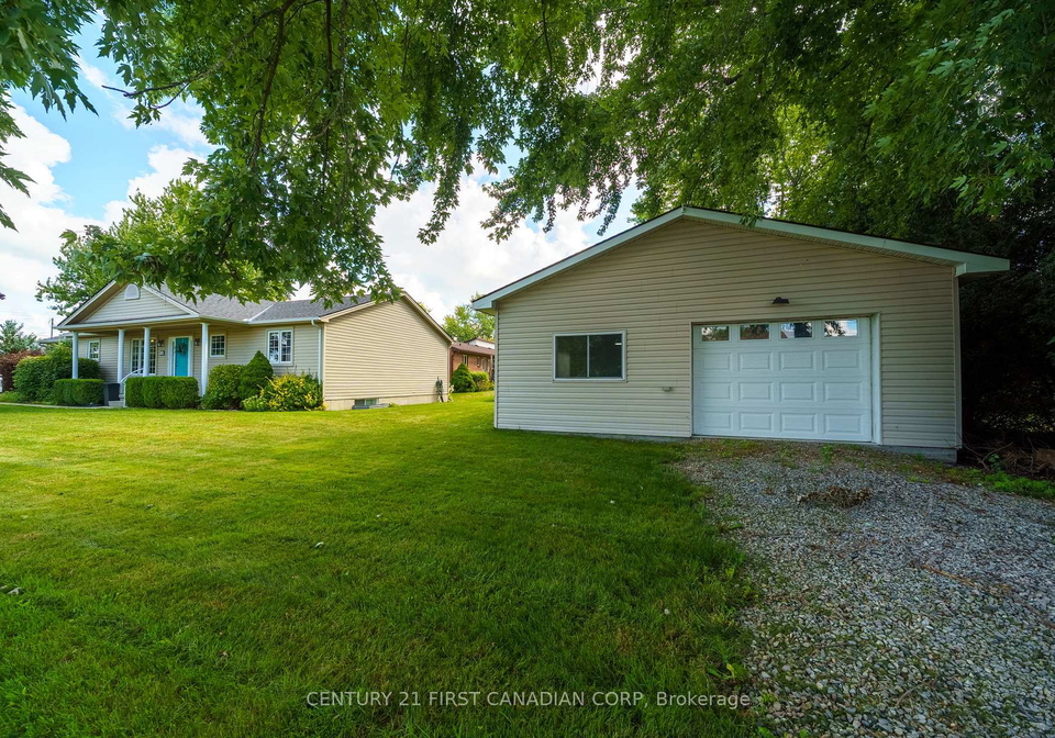 300-station-street-north-middlesex-ontario-x12396245