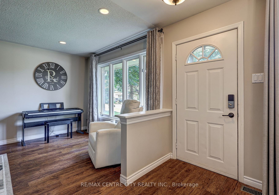 25-hawthorne-crescent-aylmer-ontario-x12396257